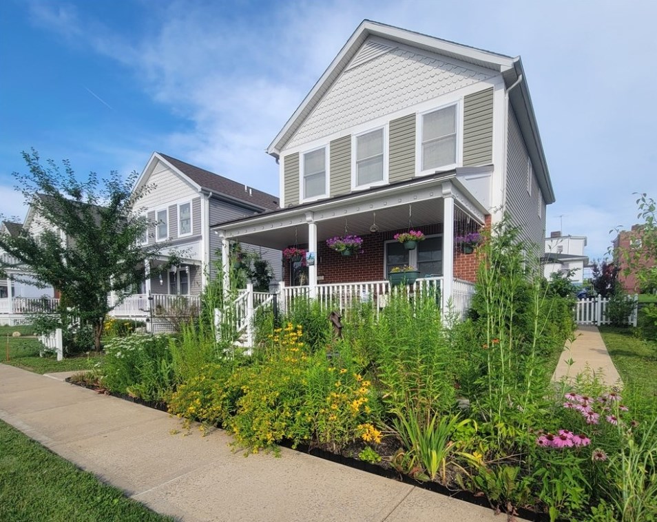 312 S 6th St, Jeannette, PA 15644