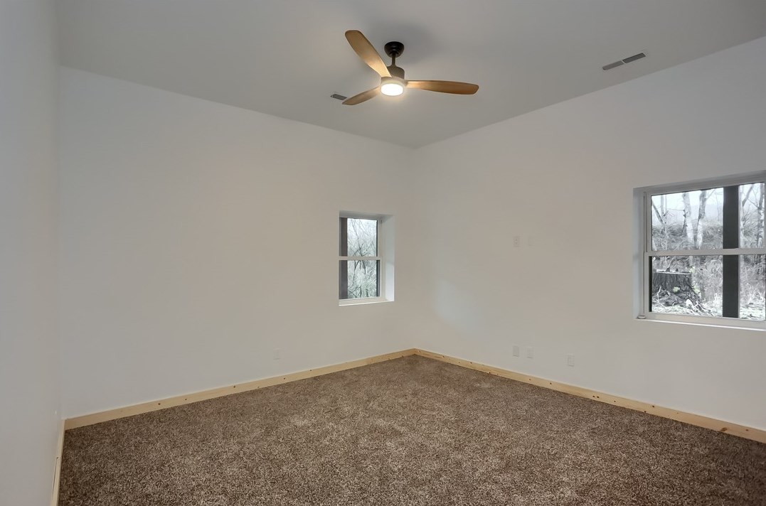 3778 Frew Mill Rd, New Castle PA  16101-8112 exterior