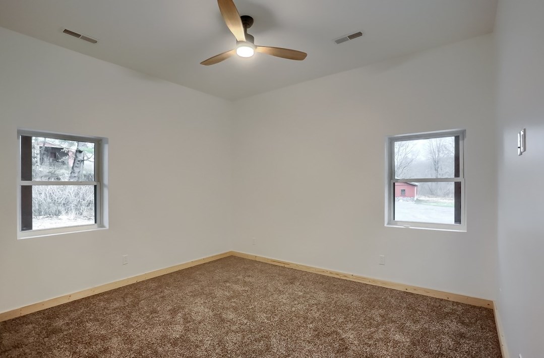 3778 Frew Mill Rd, New Castle PA  16101-8112 exterior