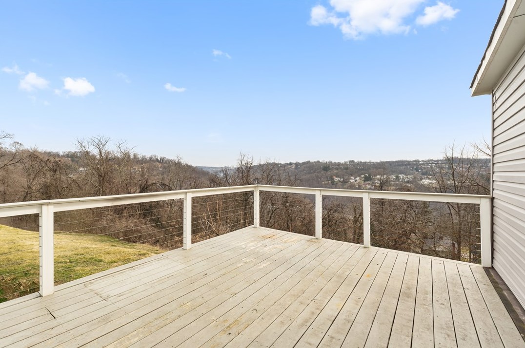 586 Highland Ave, Turtle Creek, PA 15145