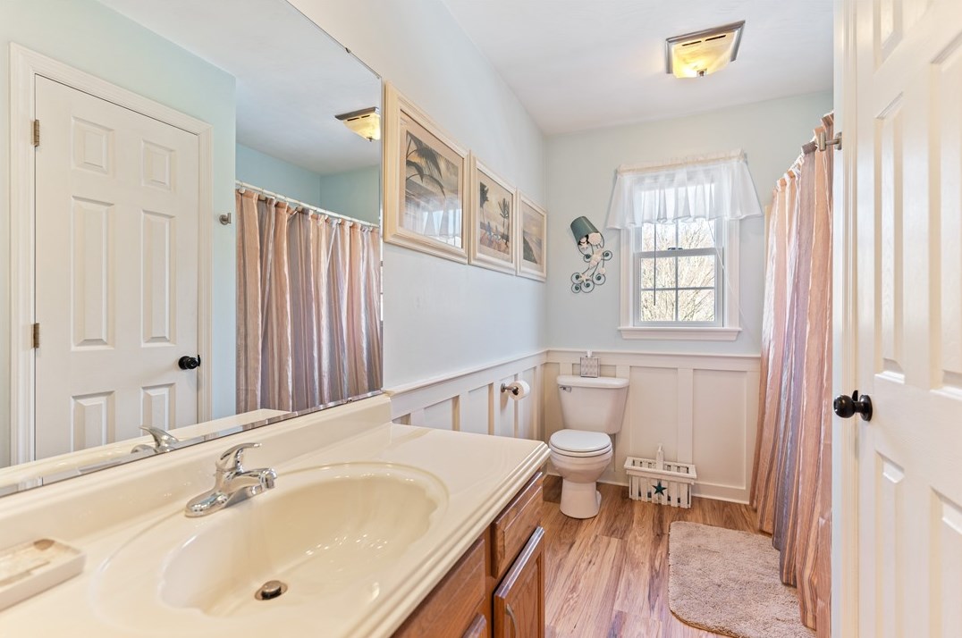 822 Stonebridge Dr, Greensburg PA  15601-5861 exterior