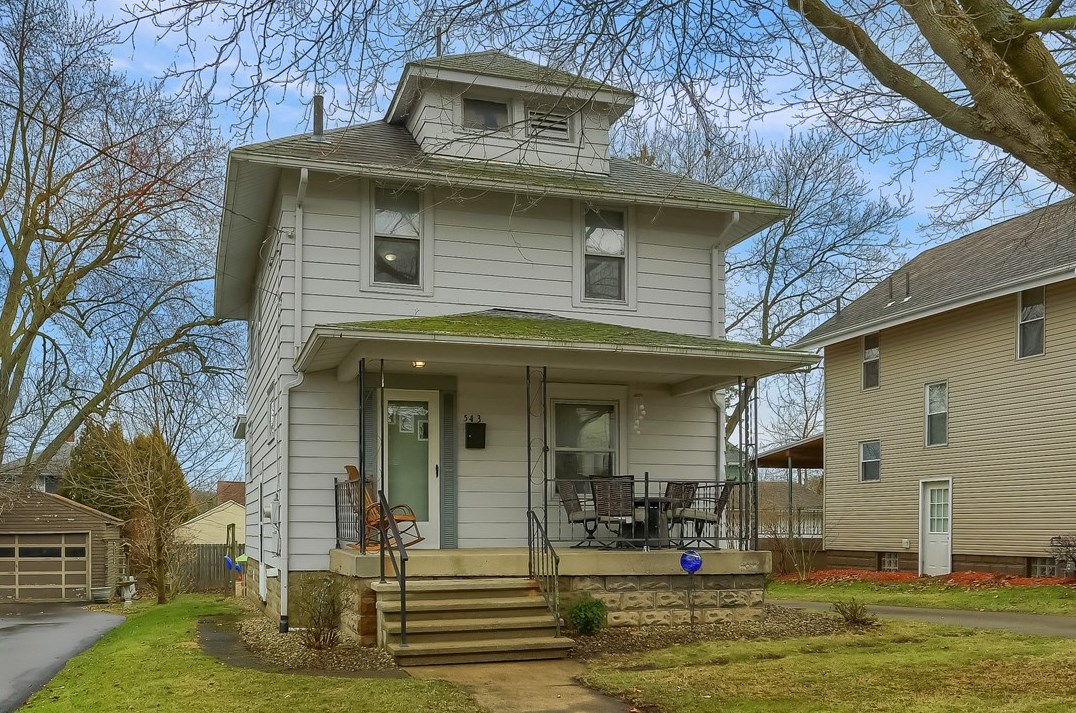 543 Wengler Ave, Hermitage, PA 16146