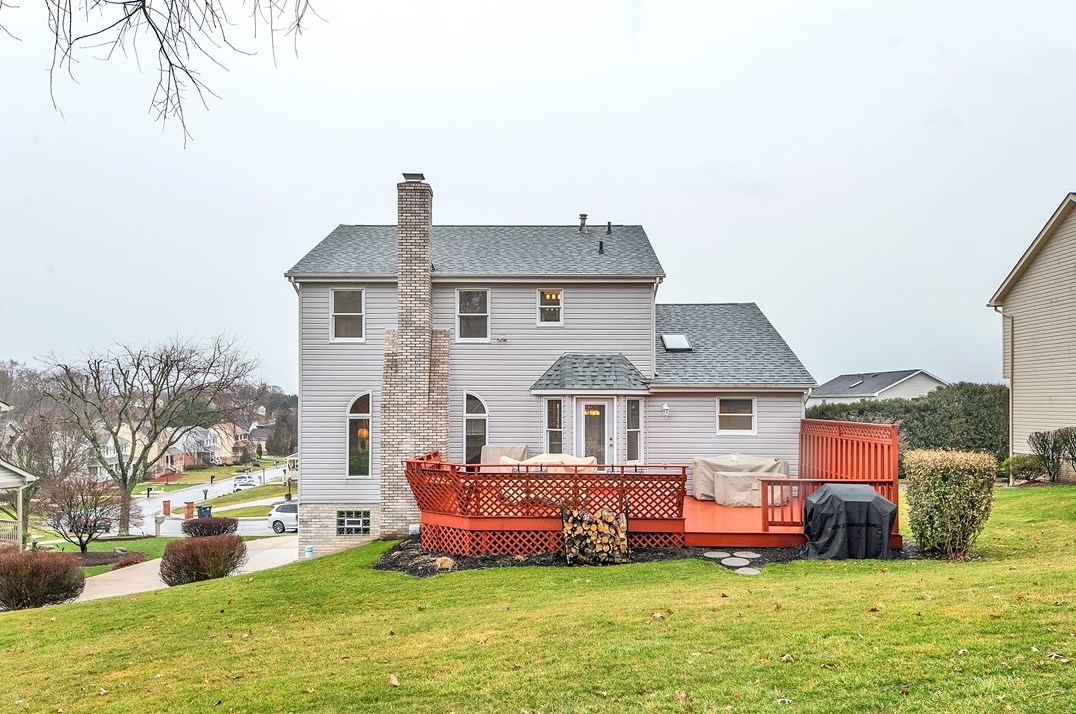 116 Dolores Dr, North Huntingdon, PA 15642-5519