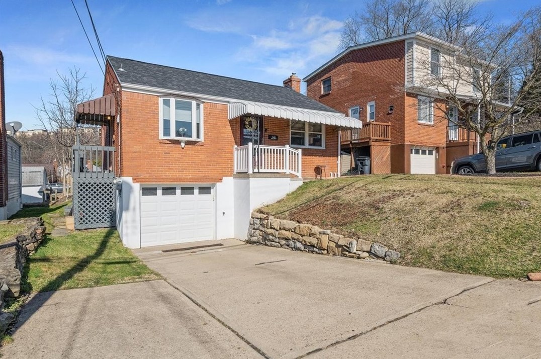 141 Knox St, Bridgeville, PA 15017