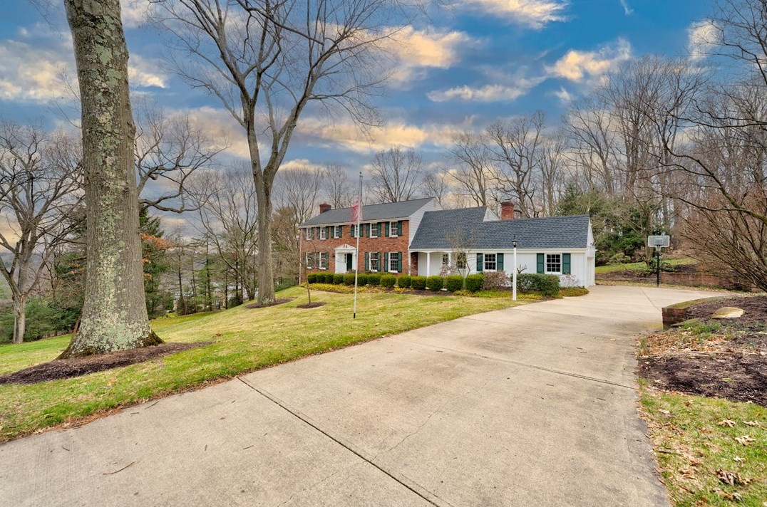 1901 Highgate Rd, Pittsburgh, PA 15241