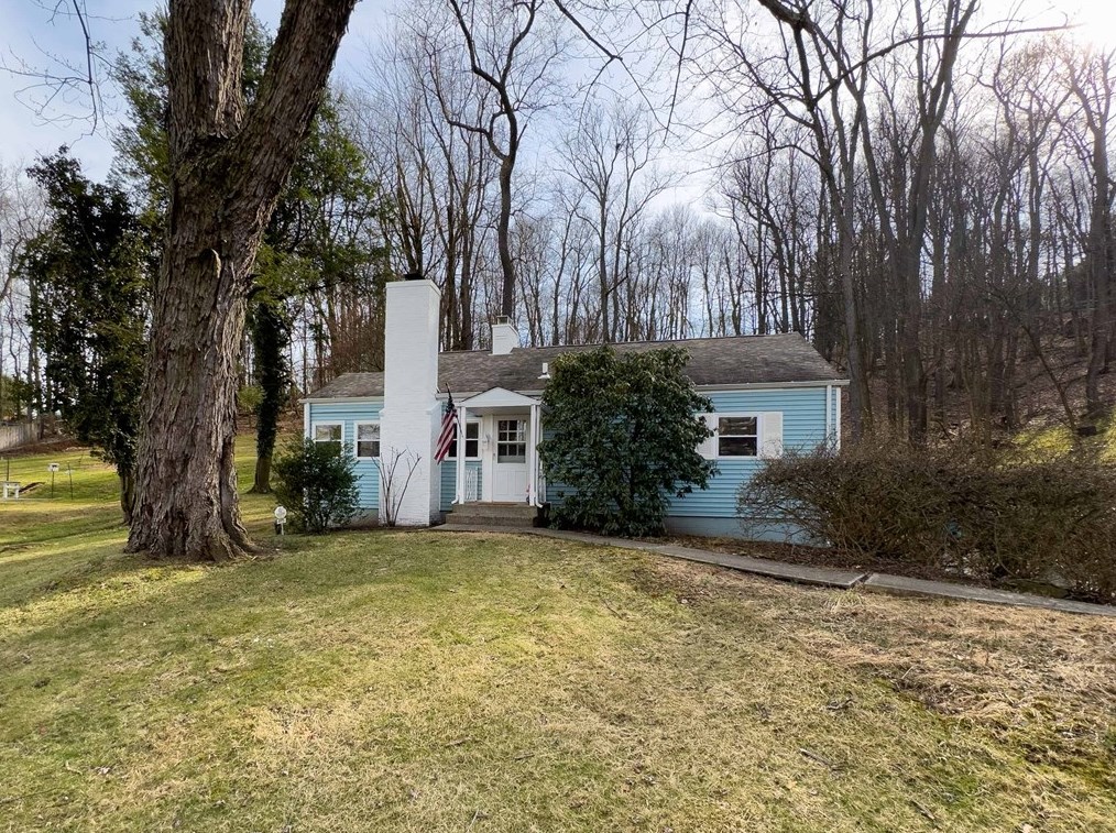 2230 Ferguson Rd, Allison Park, PA 15101