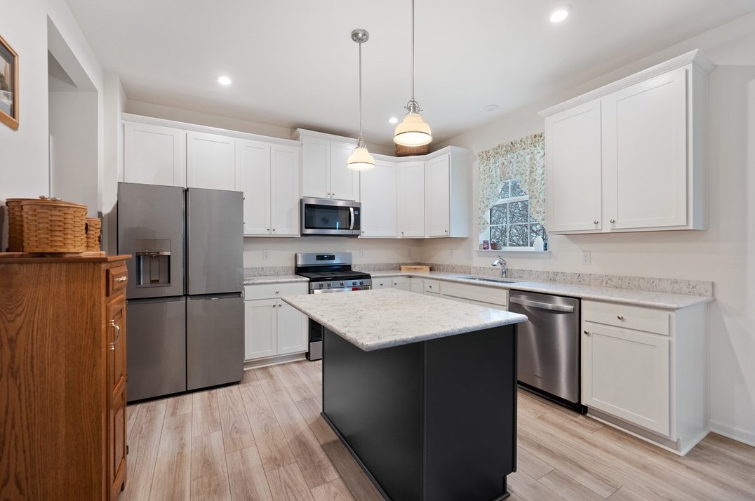 205 Wyncrest Dr, Butler PA  16001-1795 exterior