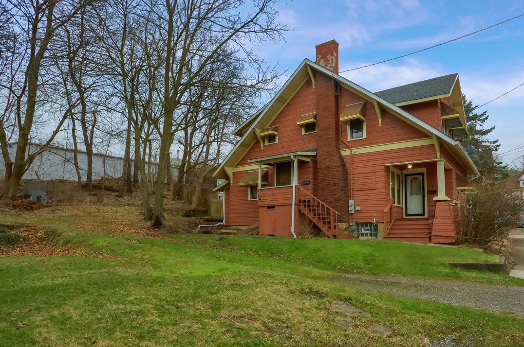 507 Florence Ave, New Castle, PA 16101-4123