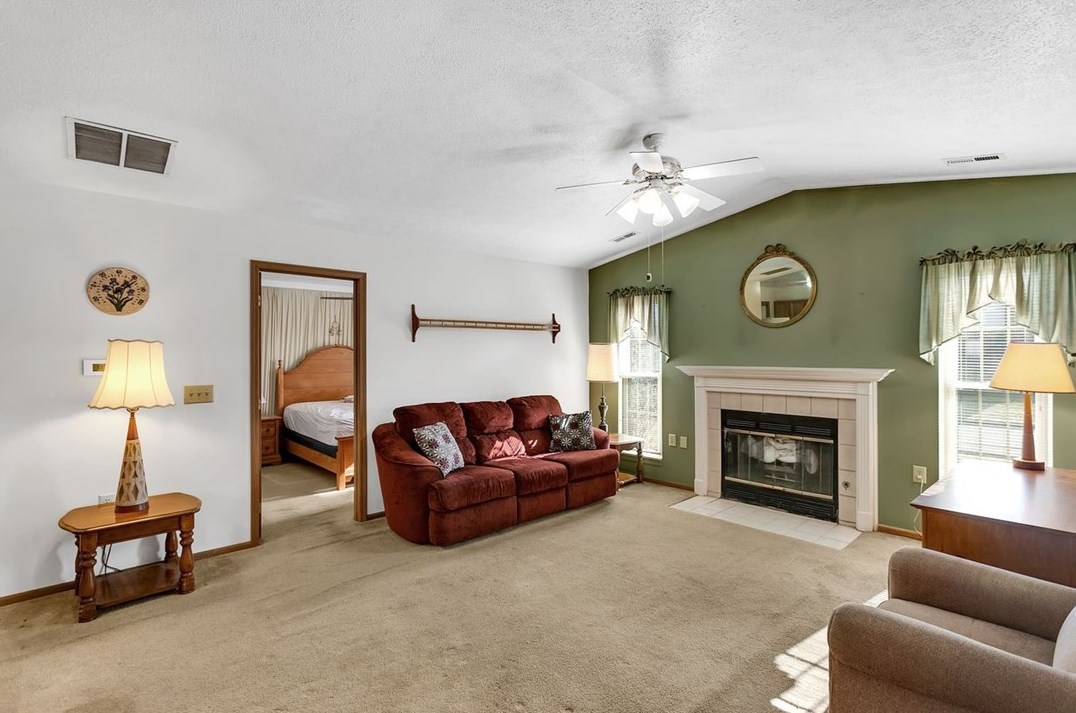 501 Brookstone Ct, Butler, PA 16001