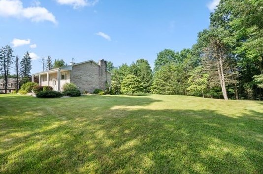 117 Mellon Dr, North Huntingdon PA  15642-4739 exterior