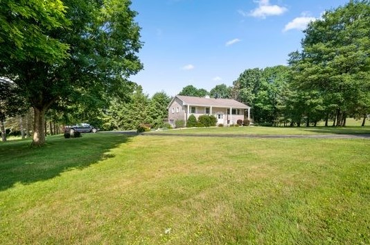 117 Mellon Dr, North Huntingdon PA  15642-4739 exterior