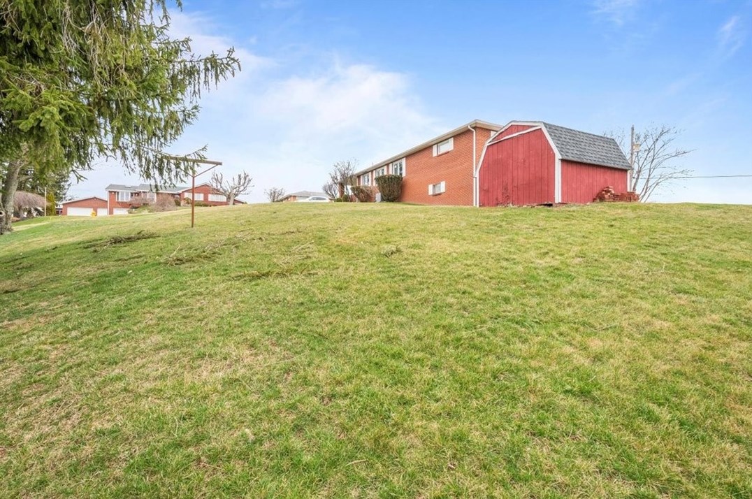 181 Paul St, Washington PA  15301-1444 exterior