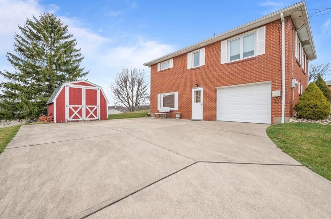 181 Paul St, Washington PA  15301-1444 exterior