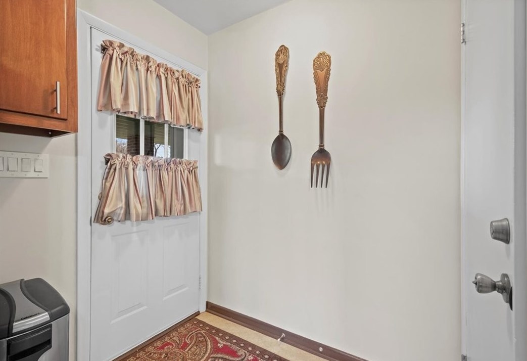 181 Paul St, Washington PA  15301-1444 exterior