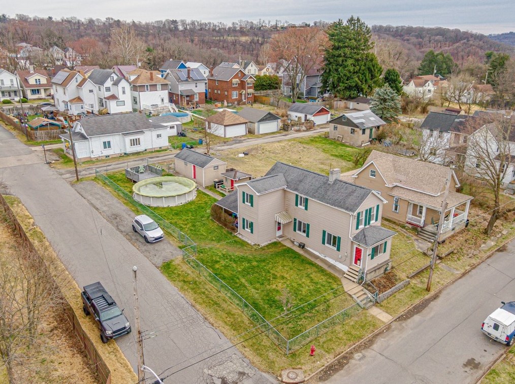 2703 Kansas St, McKeesport, PA 15132