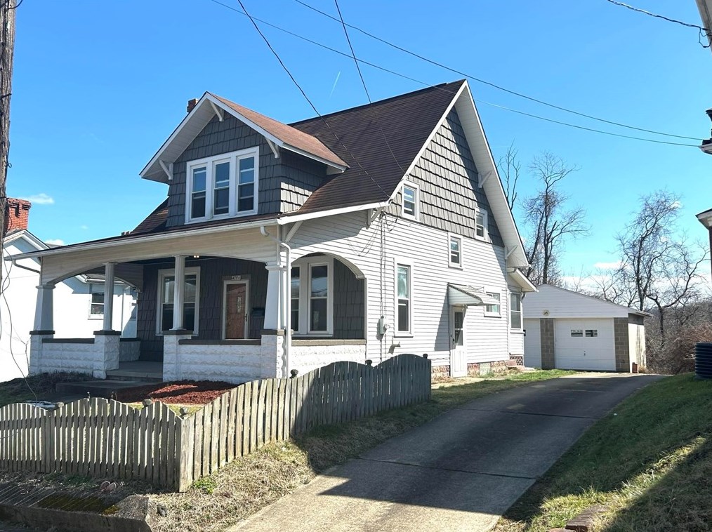 419 Parkinson St, Monongahela, PA 15063