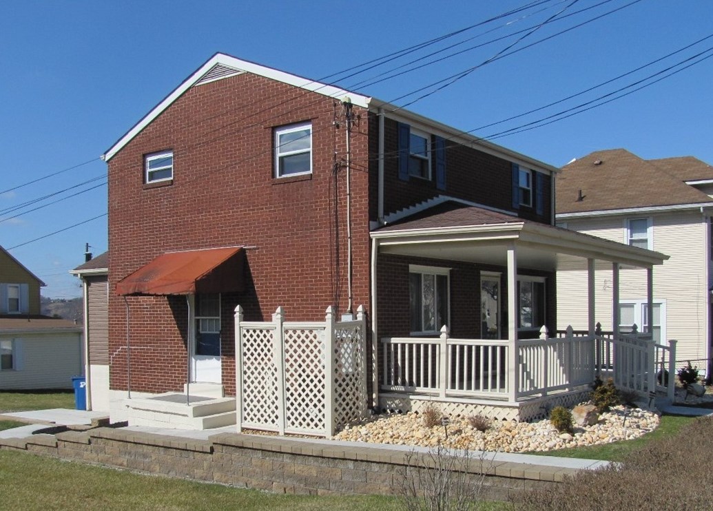 850 7th St, Verona, PA 15147-2132