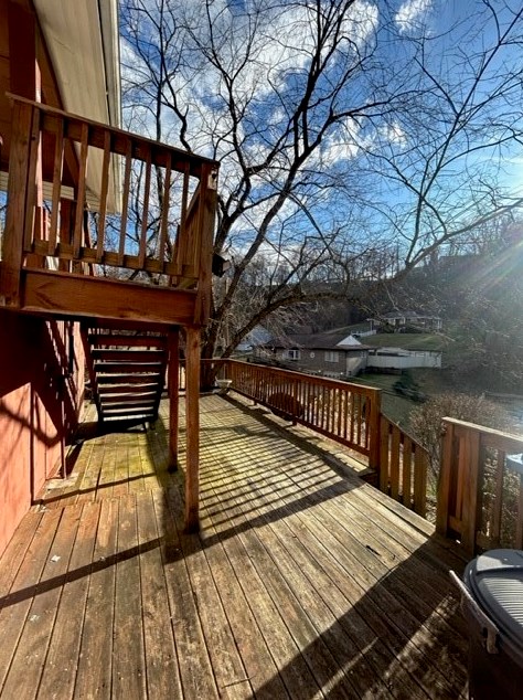 1011 Old Coal Hollow Rd, Verona, PA 15147-1833
