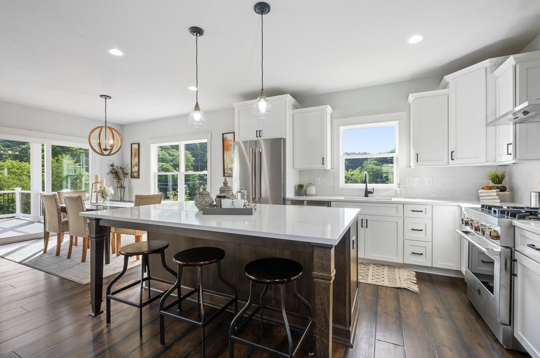 328 Maid Marion Ln, Canonsburg, PA 15317-2568