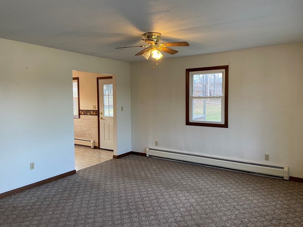 413 Ash Ave, Parker, PA 16049-8737