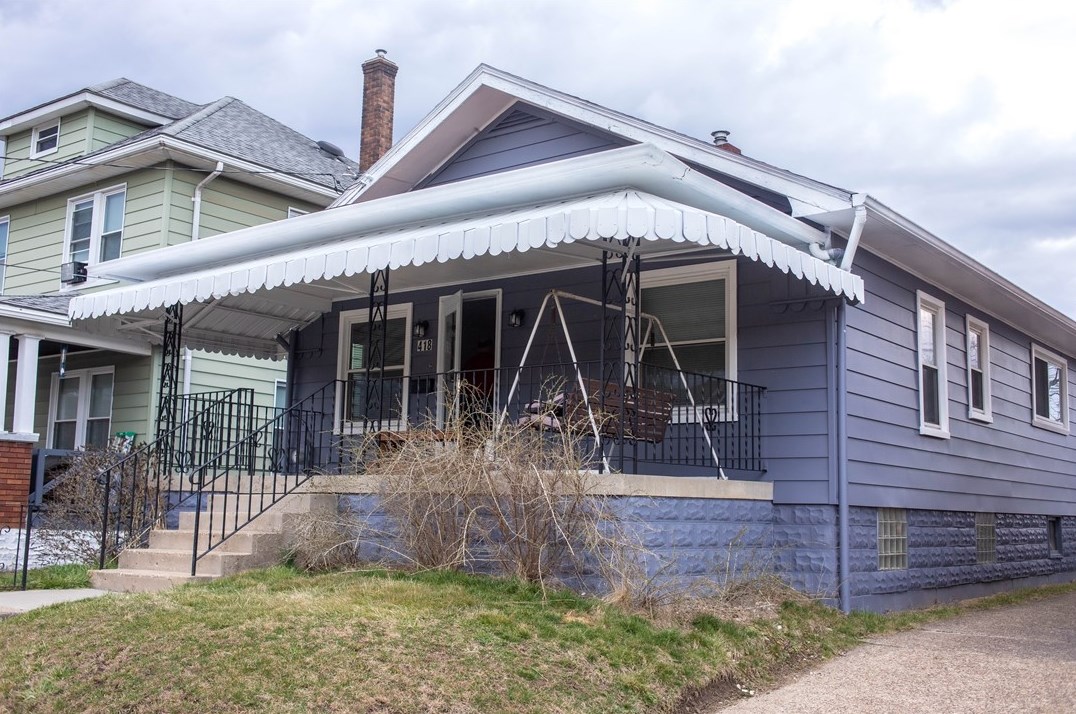 418 39th St, Beaver Falls, PA 15010-3326