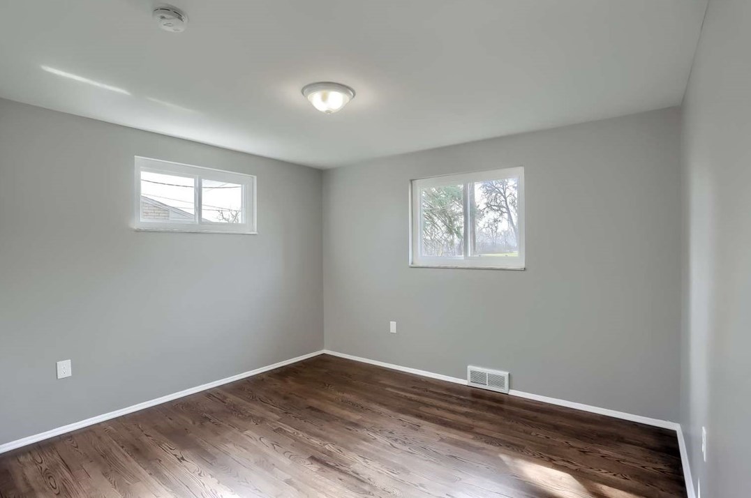226 Suncrest Dr, Verona PA  15147-1652 exterior