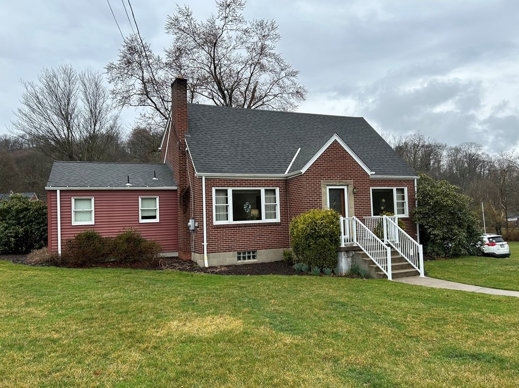 782 Wildlife Lodge Rd, New Kensington, PA 15068