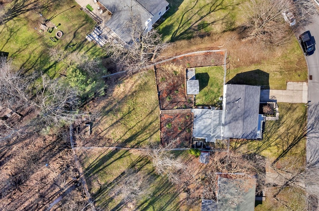 236 Larue Dr, Moon Twp PA  15108-1154 exterior