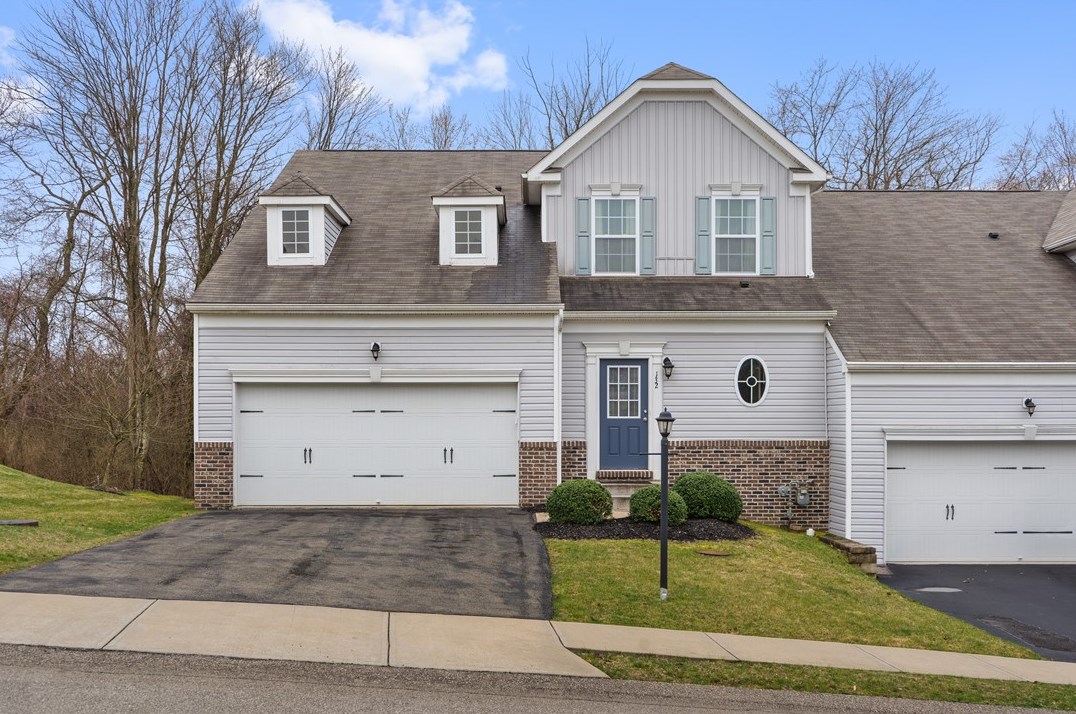 132 Robert St, Imperial, PA 15126