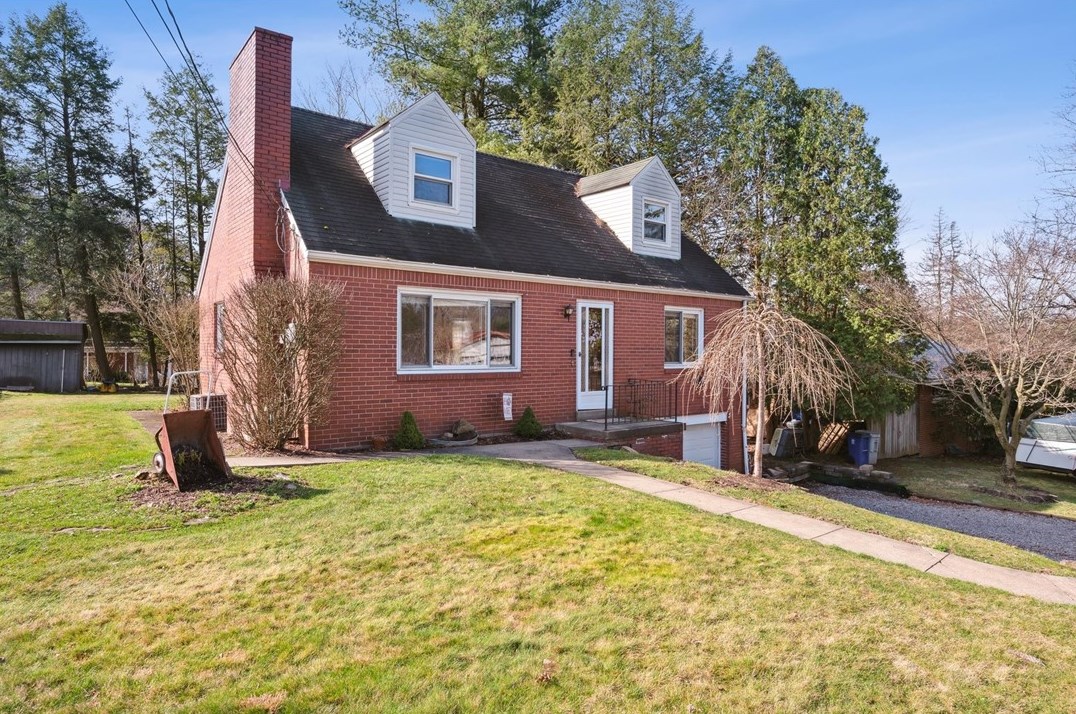 902 Burchfield Rd, Allison Park, PA 15101-4145