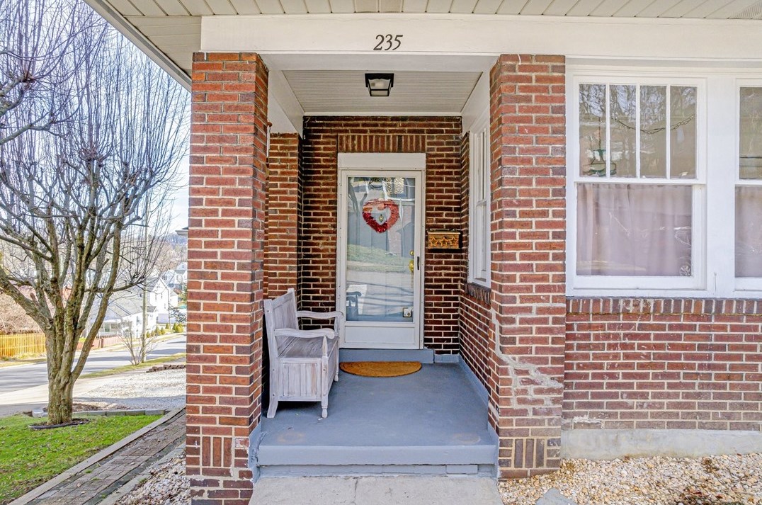 235 Center Ave, Greensburg, PA 15601