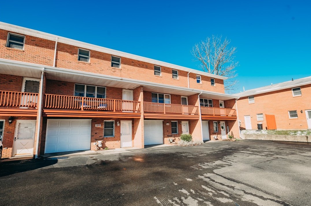 4858 Lucerne Rd, Indiana, PA 15701-6001