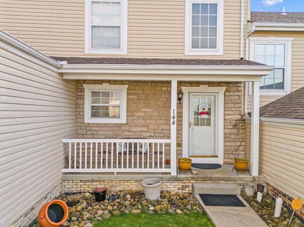 144 Sandy Brae Dr, Canonsburg, PA 15317-4958