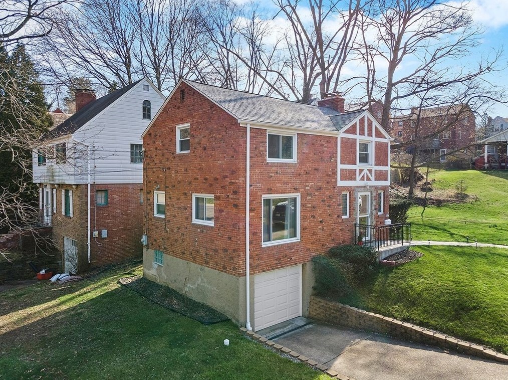 1694 Dormont Ave, Pittsburgh, PA 15216-1815