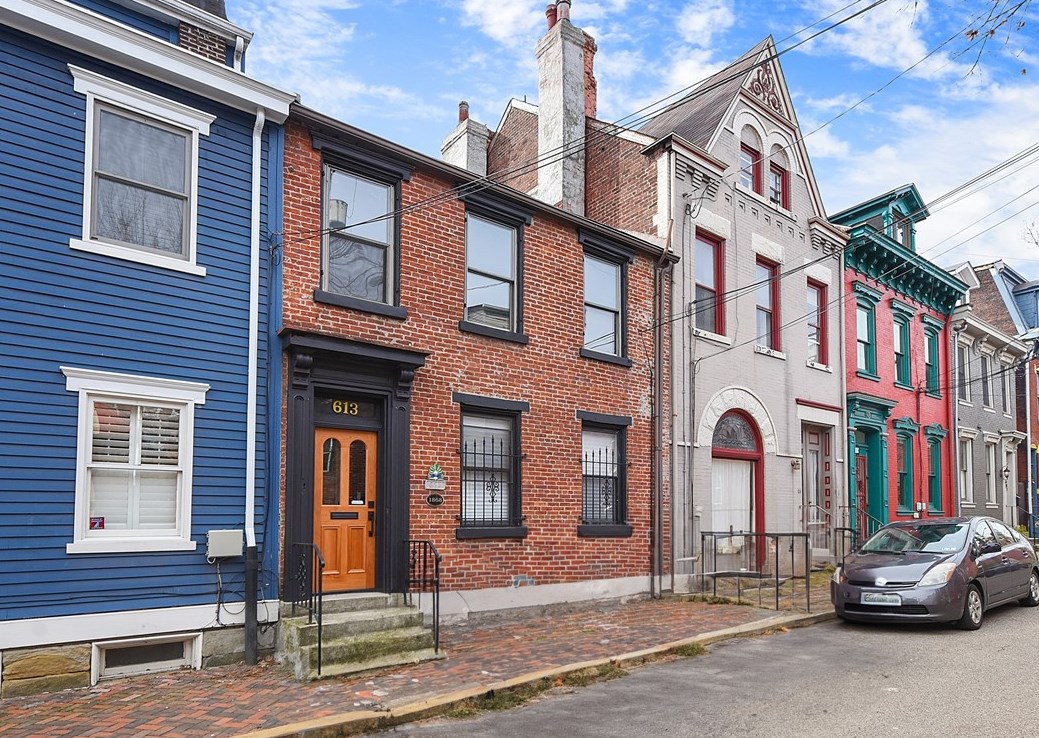 613 Avery St, Pittsburgh, PA 15212-5601