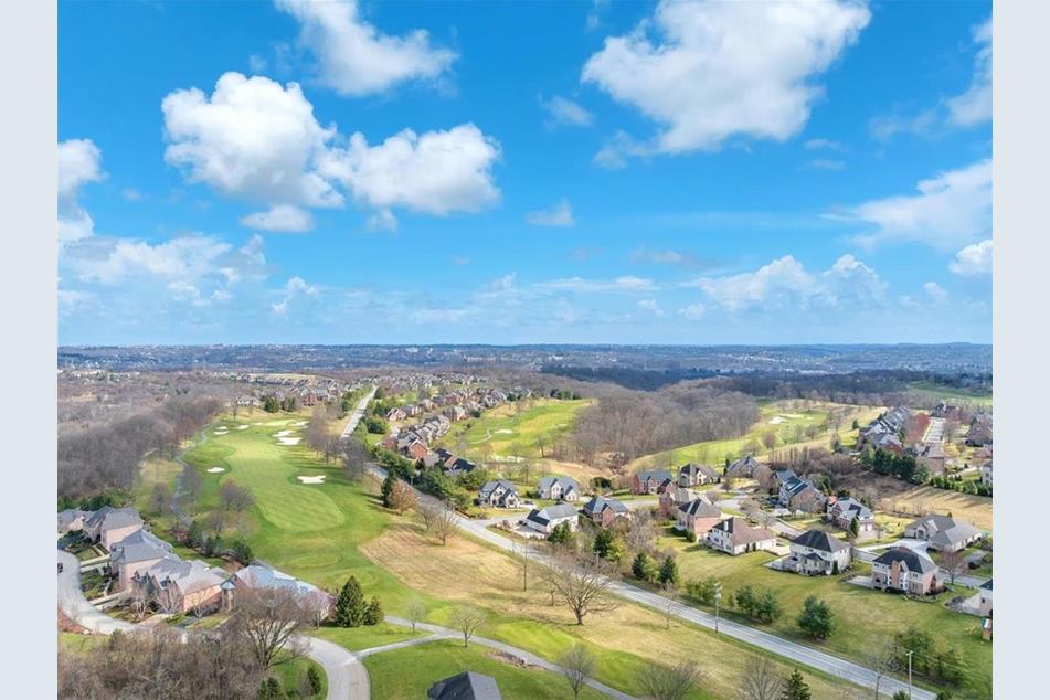 3211 Annandale Dr, Collier Township, PA 15142 MLS 1644448 Coldwell