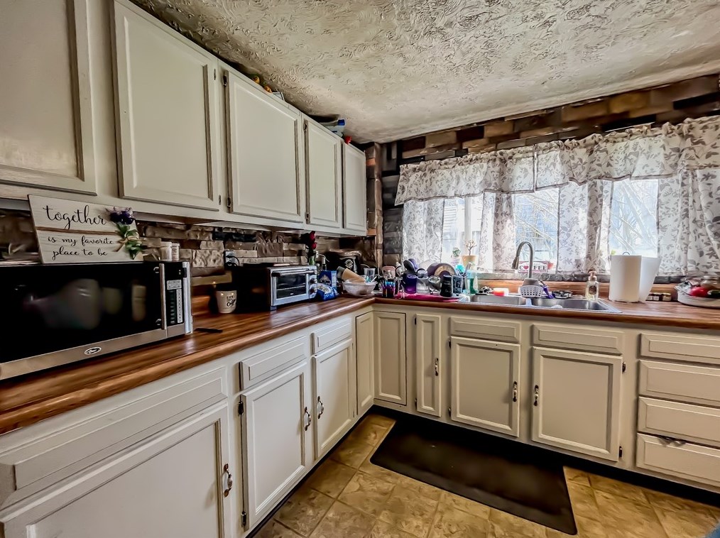 122 East St, Derry, PA 15627