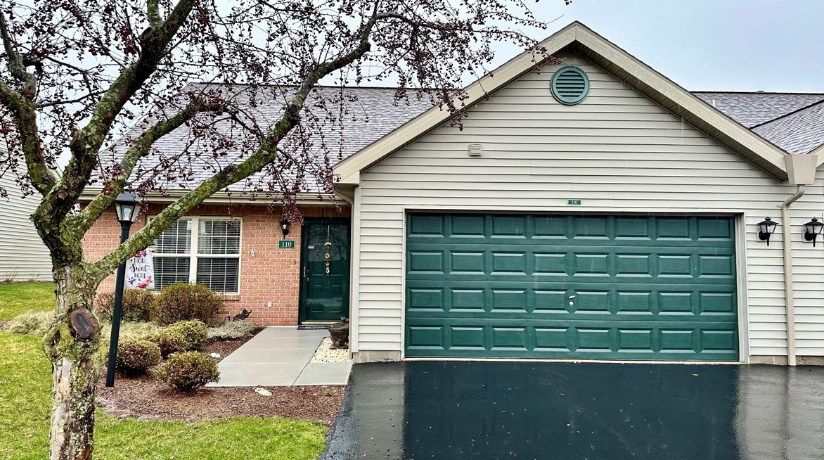 110 Saddlebrook Dr, Indiana, PA 15701-9712