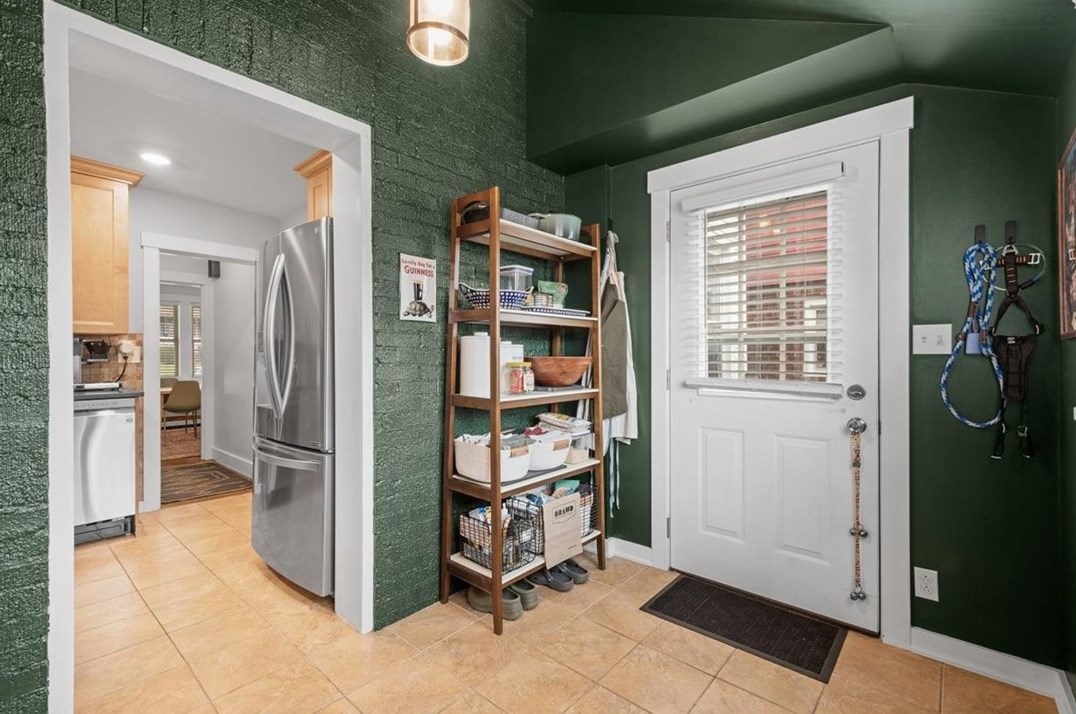 1434 Morningside Ave, Pittsburgh PA  15206-1329 exterior