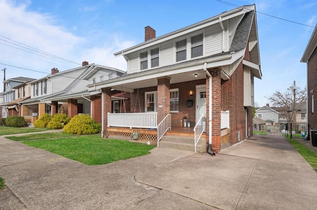 1434 Morningside Ave, Pittsburgh PA  15206-1329 exterior