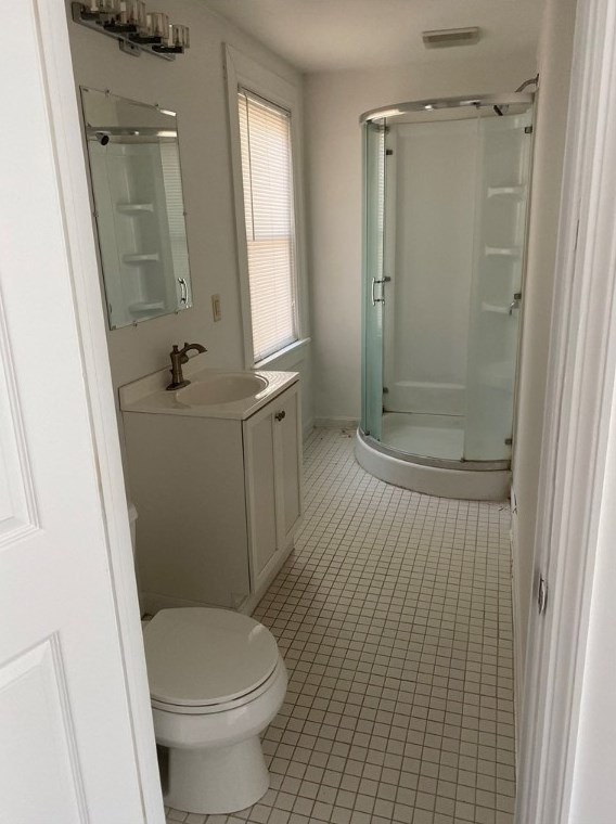 1815 Fox Way, Pittsburgh PA  15203-1731 exterior