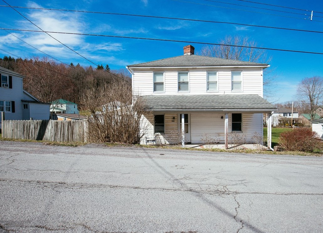 122 Cloud St, Jenners, PA 15546