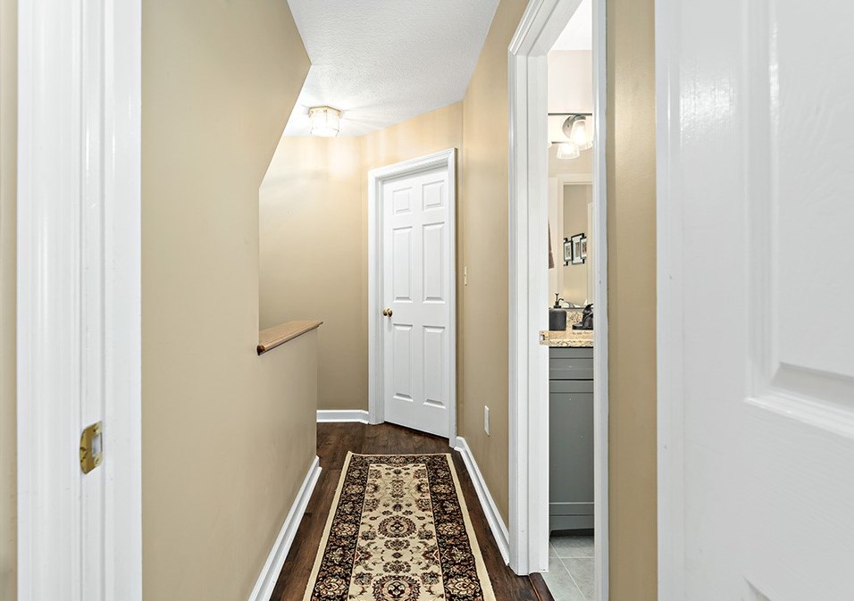 44 18 St, Pittsburgh PA 15222-4401 exterior