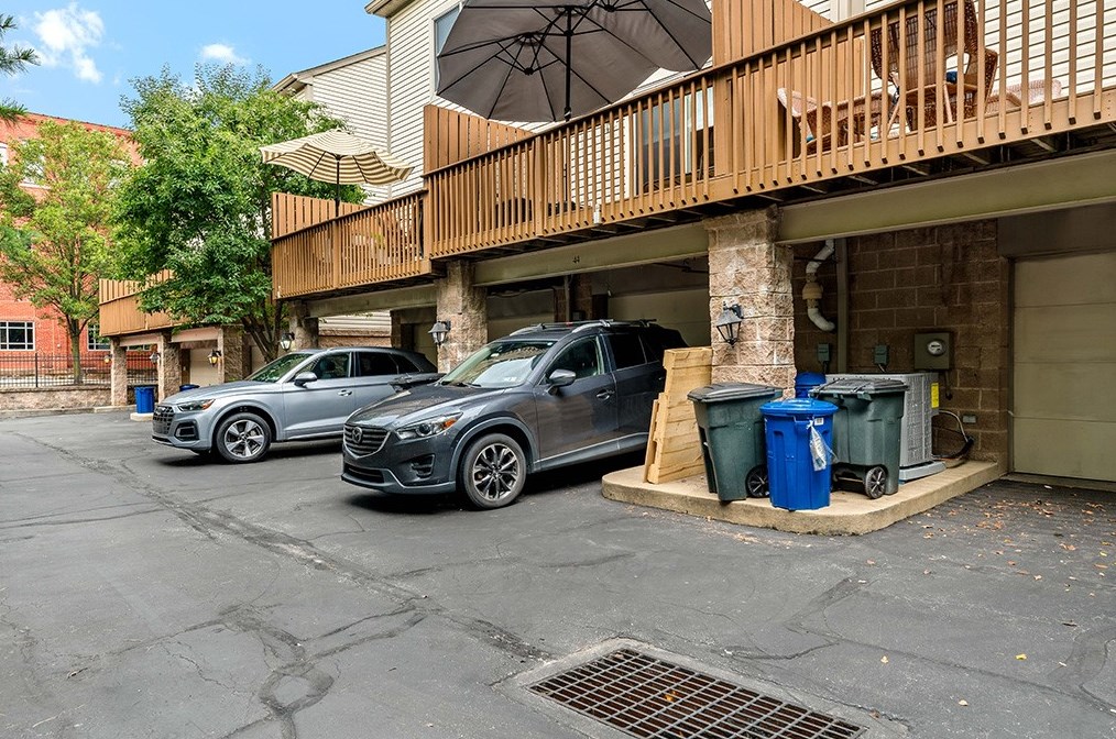 44 18 St, Pittsburgh PA 15222-4401 exterior