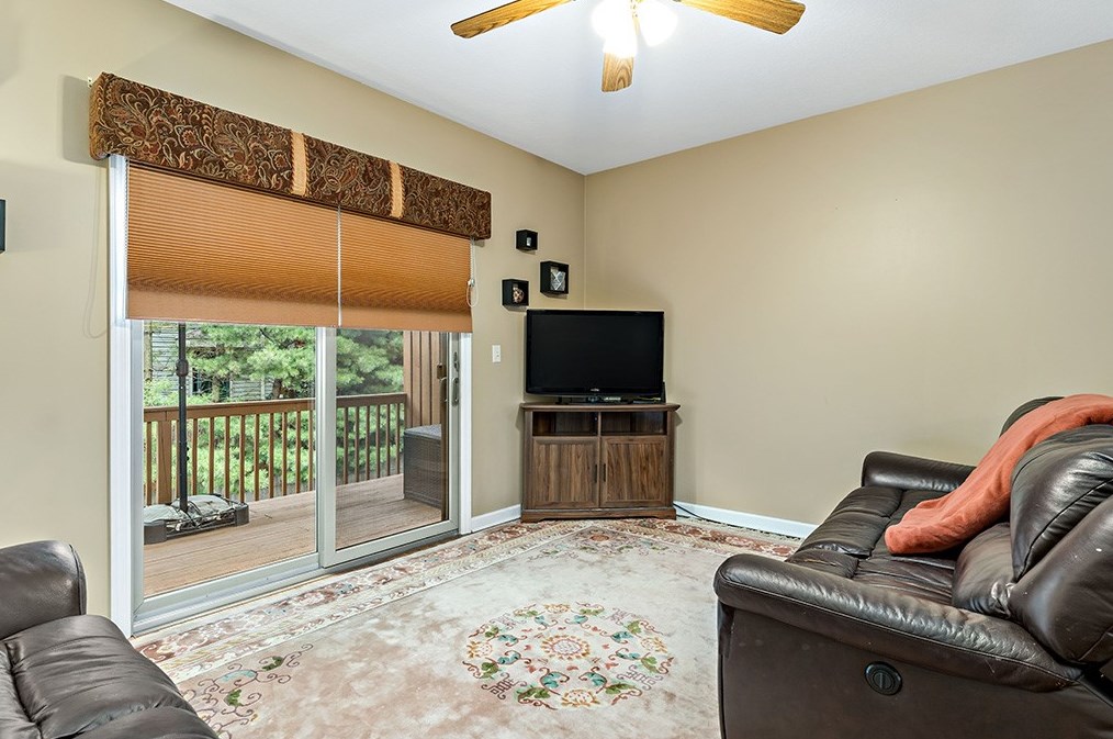 44 18 St, Pittsburgh PA 15222-4401 exterior