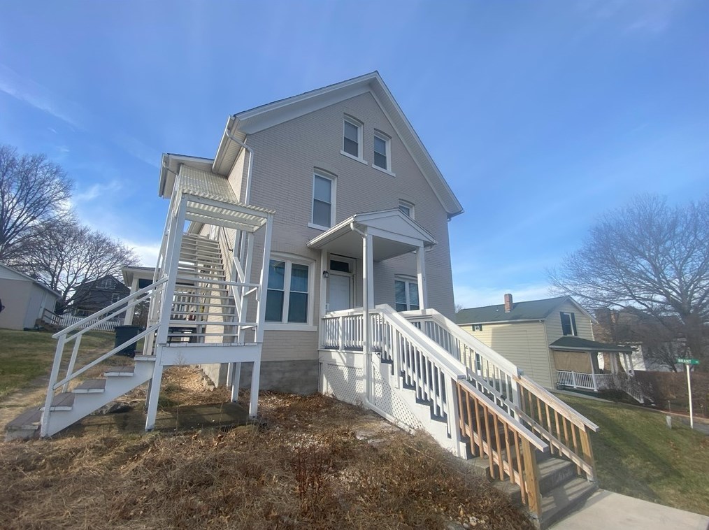 213 Franklin St #2, Ligonier, PA 15658