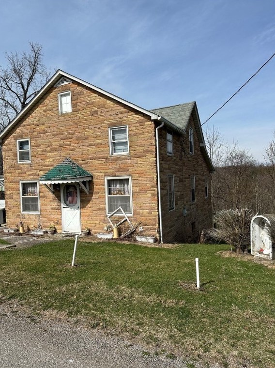 165 Hilderbrand Rd, Chicora, PA 16025-1913
