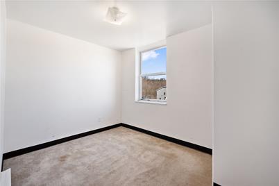 128 Wood Street, California, PA 15419 - Photo 28