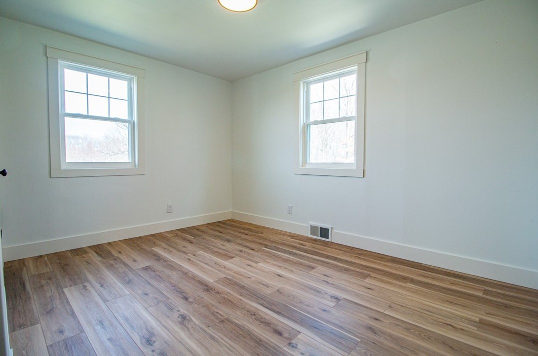 220 Beverly Dr, New Kensington PA  15068-3208 exterior