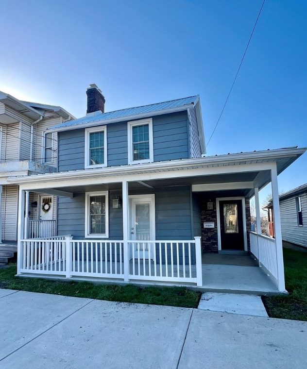 196 Morgantown St, Oliphant Furnace, PA 15401-4722